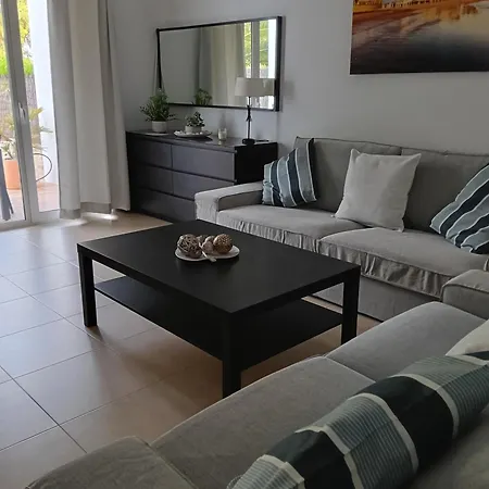 Casa Lua * קוניל דה לה פרונטרה